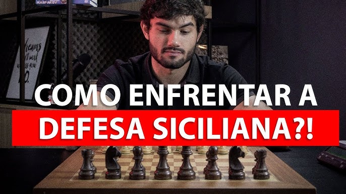 Mestre de xadrez jogando a Defesa Siciliana de Najforf - A estratégia de  xadrez mais forte do jogo de xadrez, Banco de Video - Envato Elements