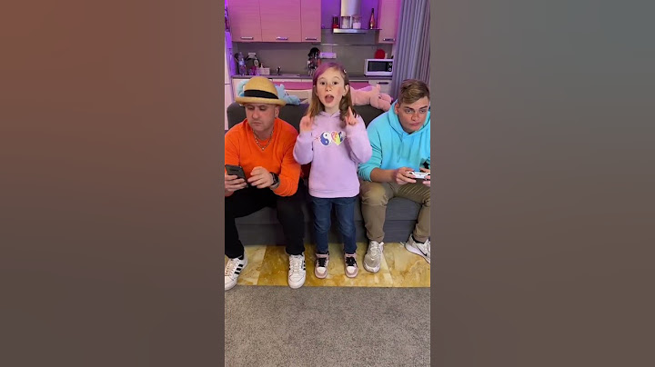Giorgia nuovo balletto di Tik Tok con Papà Salvo e Dani e Robbi! #salvoegiorgia #shorts