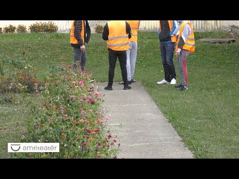 Video: Si Të Sillemi Në Një Qendër Paraburgimi