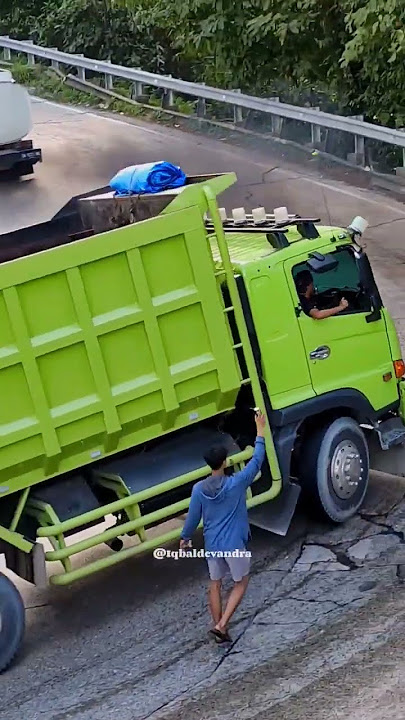 HINO 500 PUTRI BUNGSU FULL KLAKSON BASURI!!!!