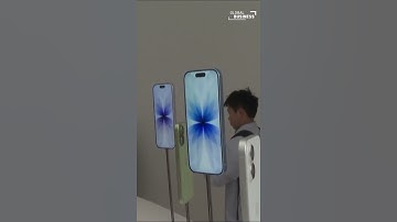 Apple Unveils iPhone 17 Line Amid AI Competition