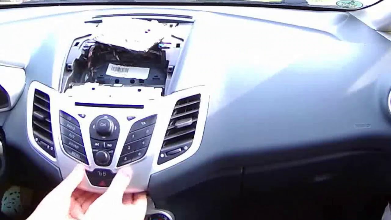 Ford Fiesta MK7 Radio upgrade (2008) YouTube