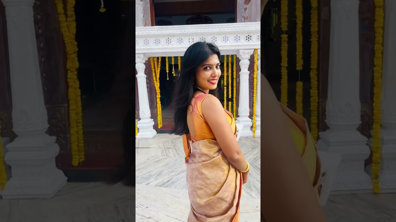 In a world full of trends, I choose tradition. 🌺 