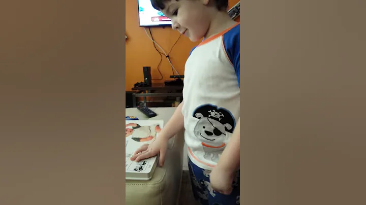 when i was little i was saying the colors in english