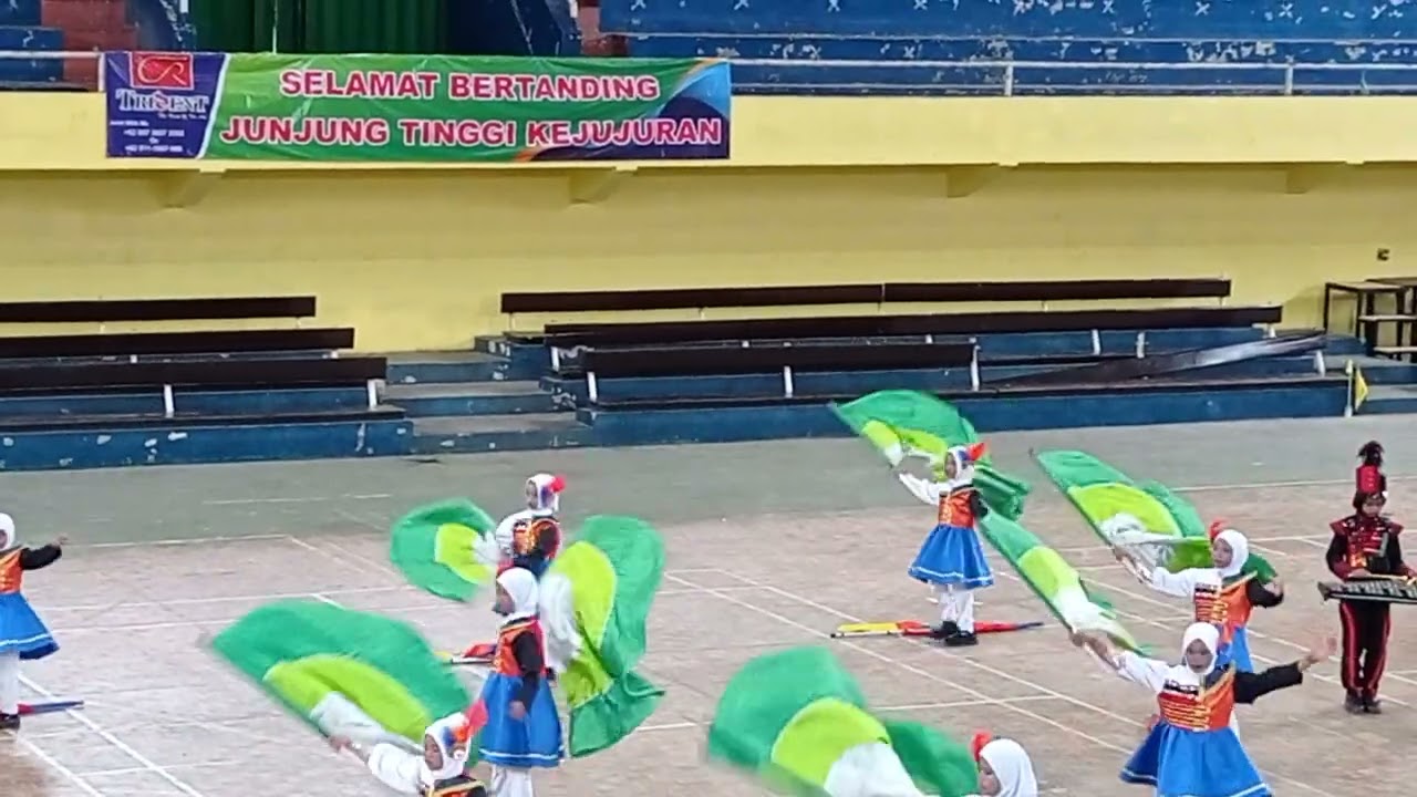 Drumband SDN 5 Bayu – GitaSwaraBahana | Kejurkab Banyuwangi 2026 | Kak Dita