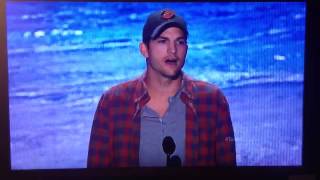 Ashton Kutcher 2013 Teen Choice Awards
