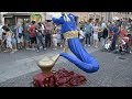 अपनी जान को हथेली में लेकर कैसे चलते लोग  | The Most Amazing Street Performers in the World