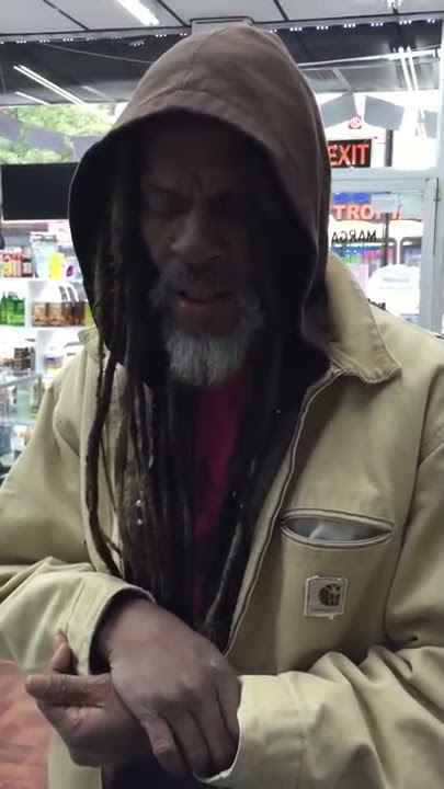 Homeless man recites Surah Fatiha nicely!!