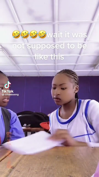 Nthaaabseng hits her BFF on 👋❤️by mistake 😂😂