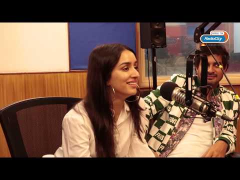 Shraddha Kapoor Mimics her Favourite Teacher | Teacher's Day Special