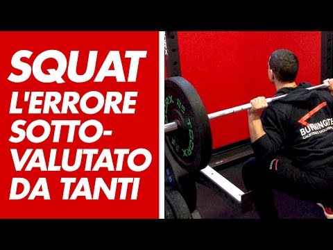 Video: Gli squat con bilanciere possono farti male alla schiena?