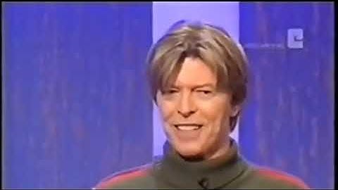David Bowie Imitates Mick Jagger  and Cracks up Tom Hanks and Michael Parkinson