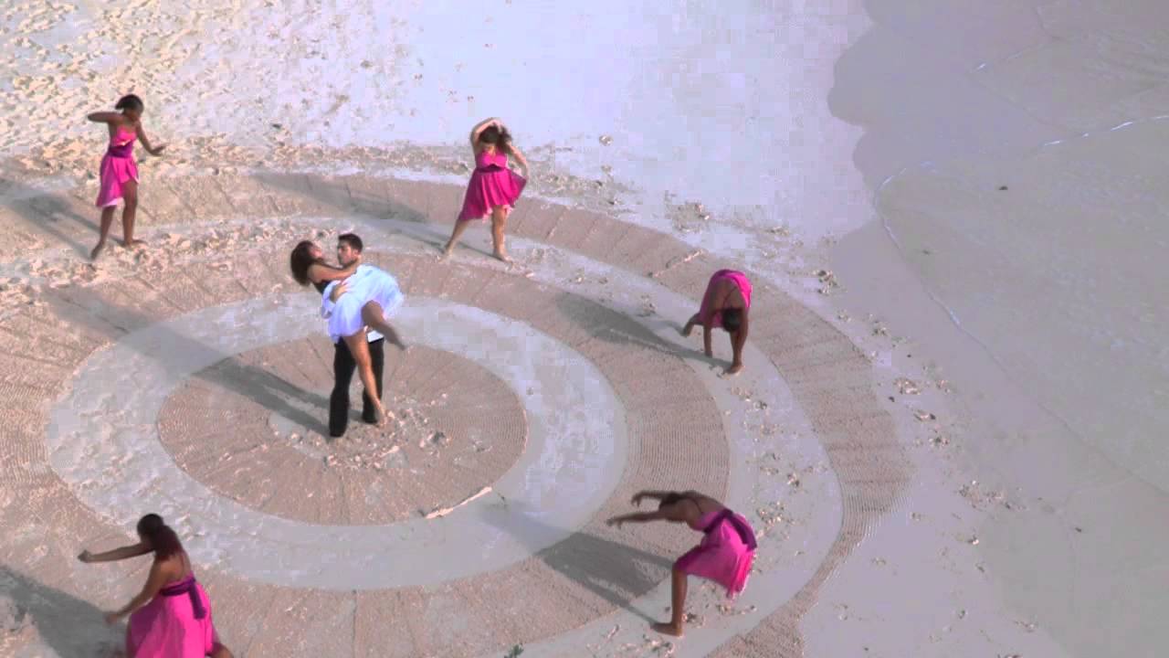 Bermuda Beach Art And Dance The Wedding Dance At Horseshoe Bay Bermuda