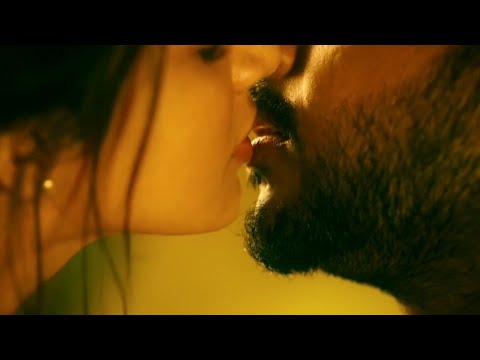 💞Unexpected Kiss | Love At First Sight | Sweet College Couple | Romantic Love WhatsApp Statue Tamil💞