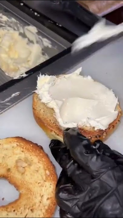 Everything Bagel w/ Cream Cheese