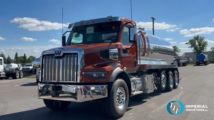 Custom 5200-Gallon Western Star 47X
