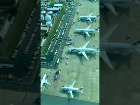 Video: Bandaranaike beynəlxalq hava limanı haradadır?