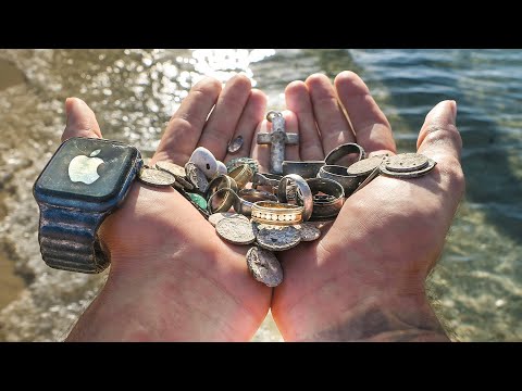 Waterproof Metal Detecting Under a CLOSED WATERPARK!! $15,000+ (12 Rings, 2 Watches and 40 Coins)