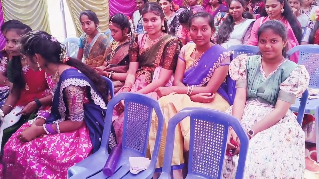 ప్రగతి కాలేజీలో పండగ వాతావరణం 