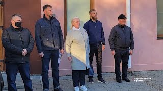 Влада чинить тиск на ЗМІ