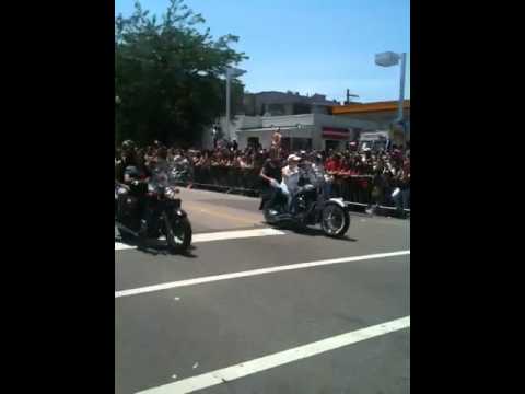 Gay pride biker chicks Chicago 2011