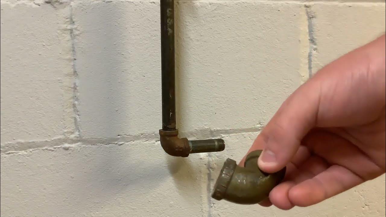 How to unscrew threaded pipe fittings when they won’t unscrew.(2022