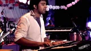 Amazing keyboard solo by Stephen Devassy chords