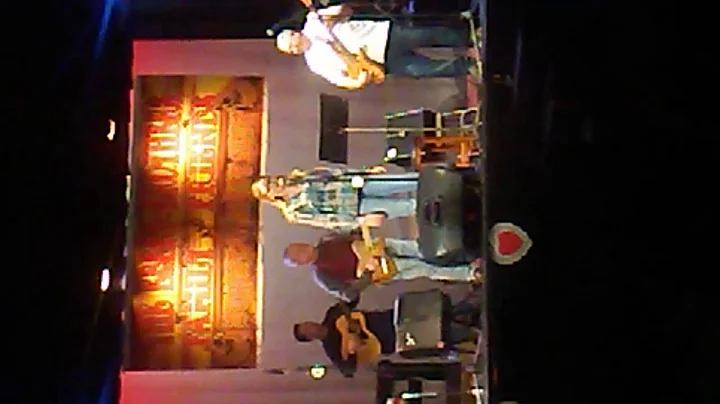 Loretta Lynn-"Your lookin at country"- sang by Fay...