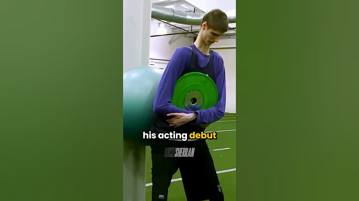 Giant basketball player joins Alien Romulus cast