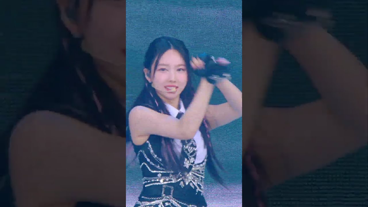 TWICE ダヒョン RTB ライブセット TWICE LIVE DVD & Blu-ray『TWICE 5TH WORLD TOUR 'READY TO BE