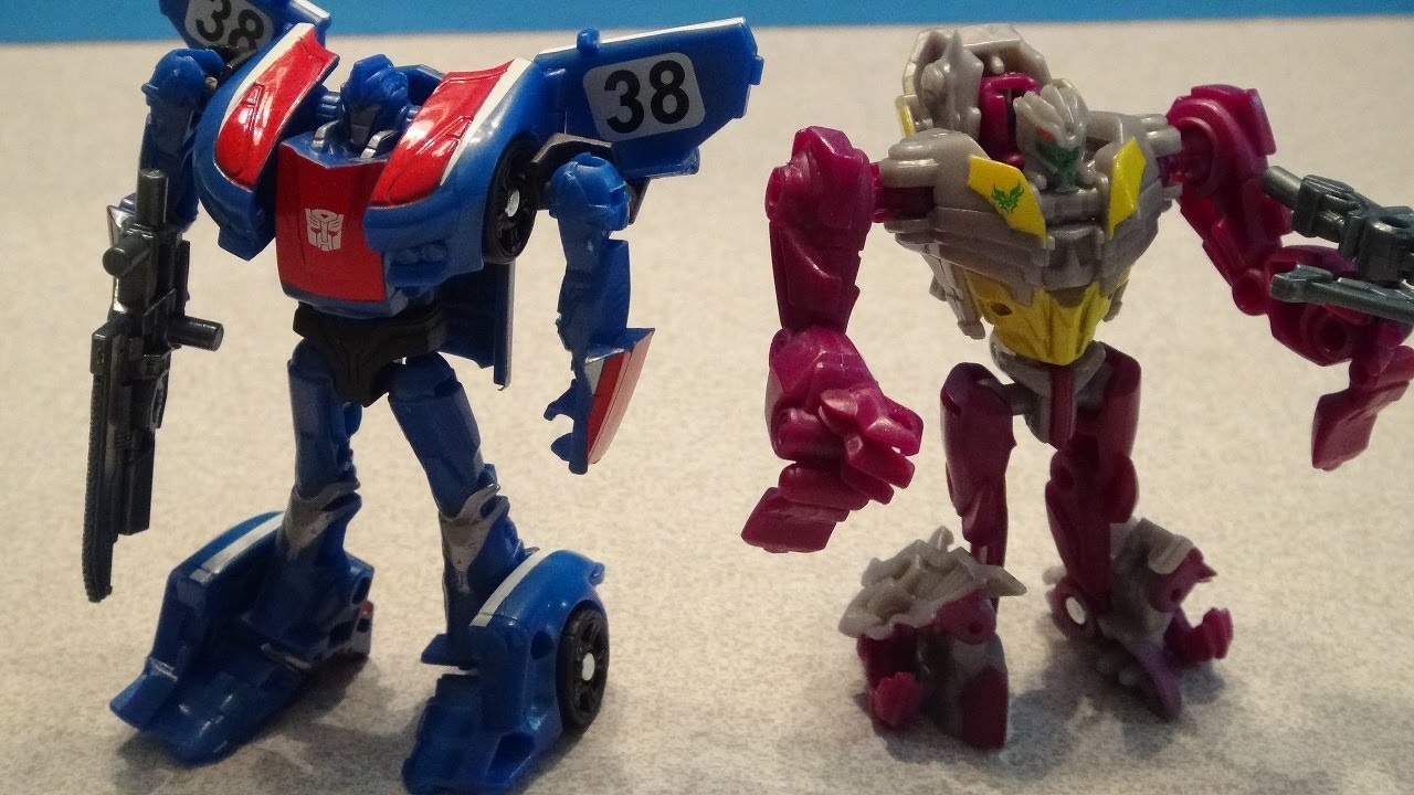 CYBERVERSE RISE OF THE PREDACONS SMOKESCREEN AND CINDERSAUR TARGET EXCLUSIVE TOY REVIEW