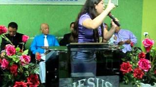 juliana fernandes louvando