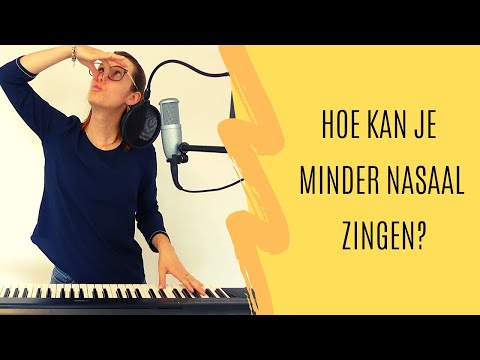 Video: 3 manieren om wakker te worden met een minder raspende stem