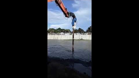 Búa rung thuỷ lực gắn máy xúc đào, hotline 0906 601 755