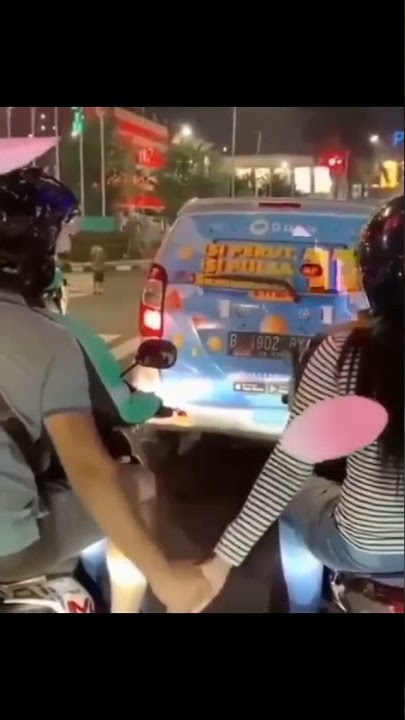 SERASA DUNIA MILIK BERDUA | YUK NGAKAK #shorts #videolucu #viral