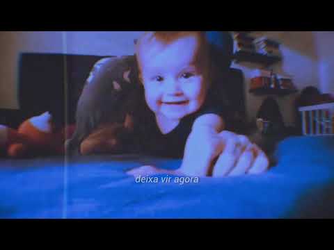 Tem Um Baby Em Nossa Cama (Lyric Video/Webclipe)