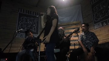 Pelangi Senja Child Band - Cover Entah apa yang merasuki mu (Salah apa aku) Perform At DNA Cafe