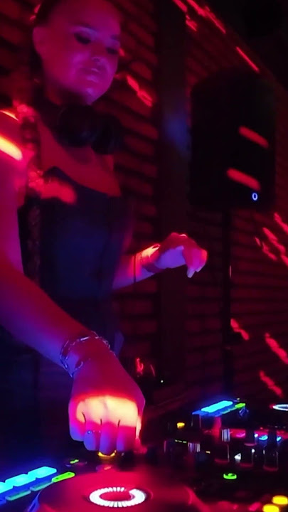 REDHEAD Q | CLUB | DJ | BALI | INDONESIA