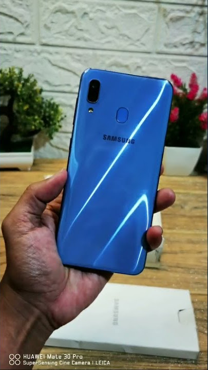 Samsung Galaxy A30