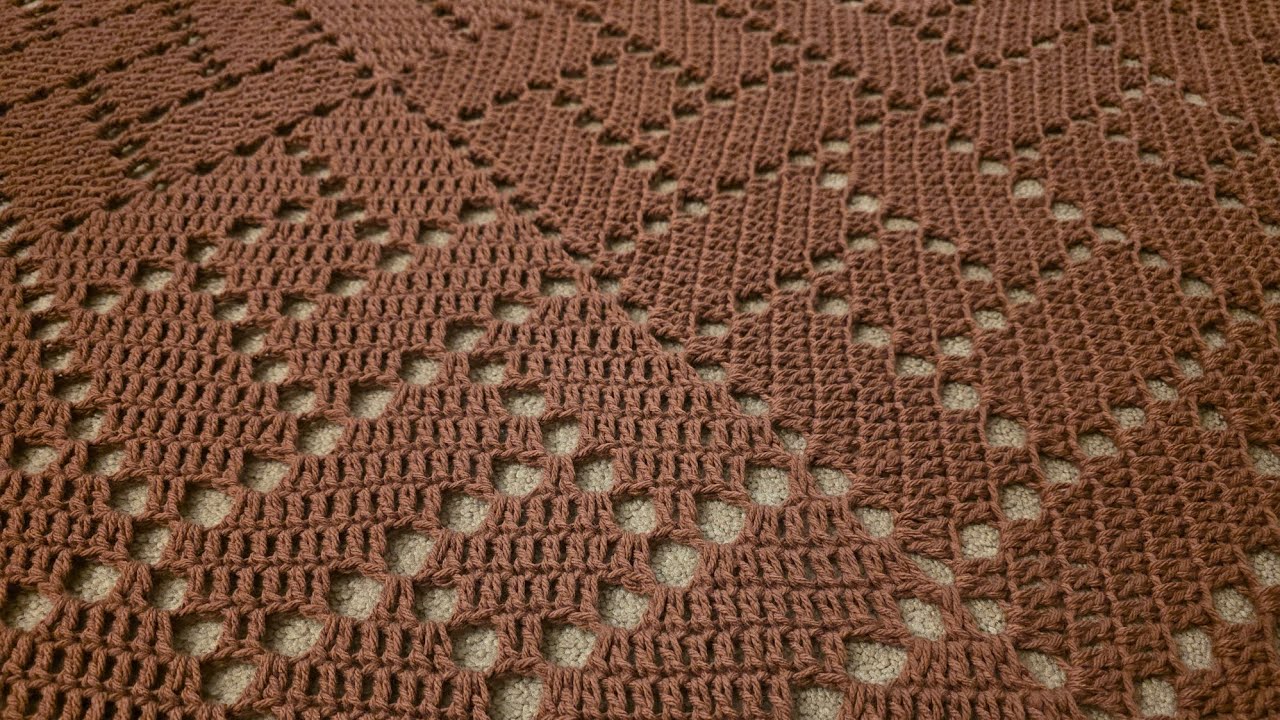Pinwheel mosaic blanket photo 1