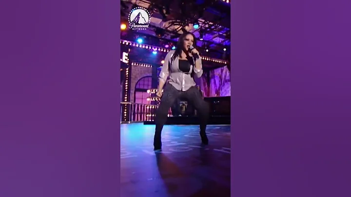 Got me feelin like it's 2004 again! #LSB 🎤:@daonlysalt 🎶: “Since You Been Gone" by @kellyclarkson