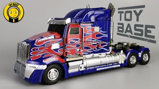 【Knight Optimus Prime】Unique Toys Transformers movie 5 UTR02 Truck robot toys Simplify Transform