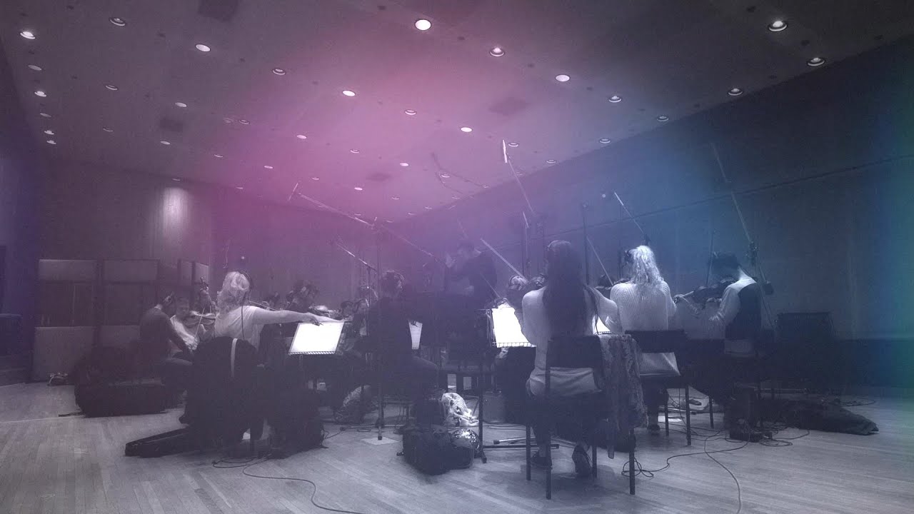 Tonton Richard J. Birkin - Light | ft. London Contemporary Orchestra di YouTube Tonton Richard J. Birkin - Light | ft. London Contemporary Orchestra di YouTube