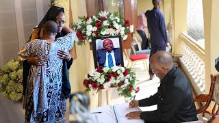 Mke wa Mkapa Amlilia Magufuli Msibani, Aamsha Hisia, Majonzi na Simanzi Watanzania Tumuombee saana