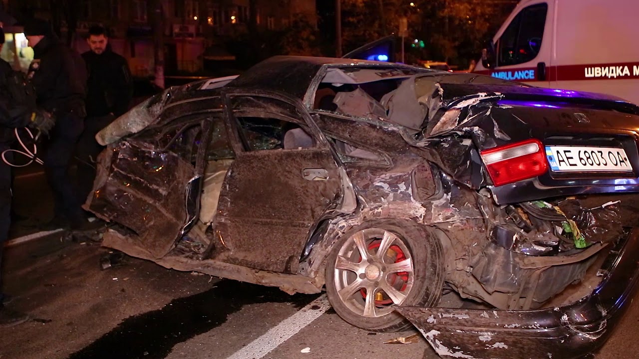 ДТП с 5 автомобилями на Слобожанском: Honda разорвало на части, погибла женщина