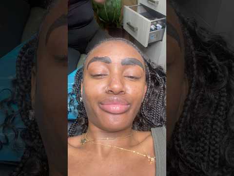 TATTOOED EYEBROWS😅 #microblading