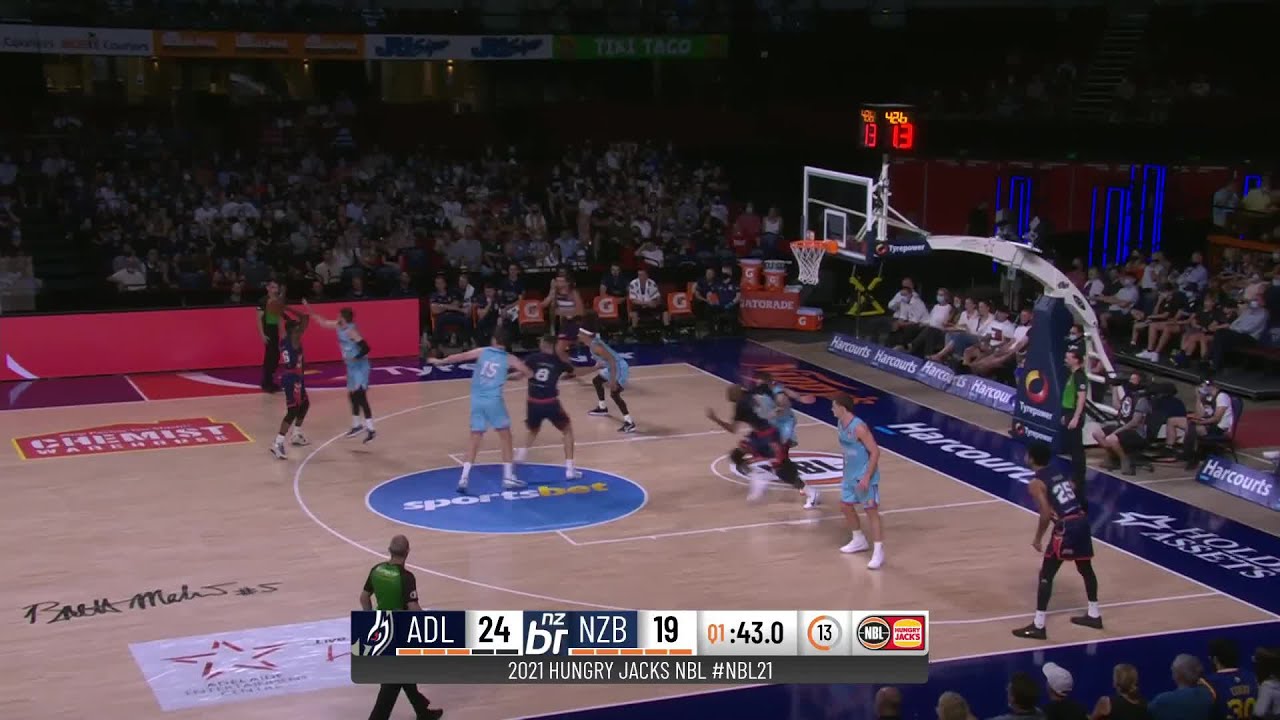 Isaac Humphries with 24 Points vs. New Zealand Breakers