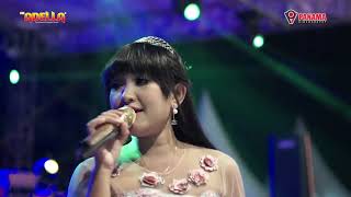 Anjing \u0026 Sampah ¦ Dewi Purnama ¦ Adella Live Demak