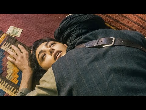 بتخون جوزها المريض مع جنود الاحتلال علشان الفلوس ولكن متعرفش أن جوزها هيكشف خيانتها وهينتقم منها