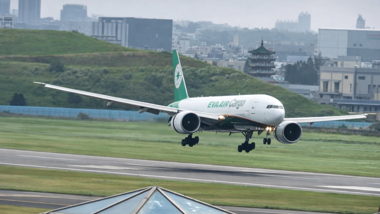 Piloto activa el reverso demasiado pronto